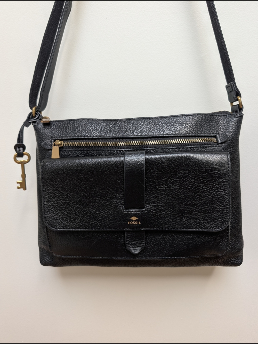 Vintage Fossil Black Leather Multi-Pocket Crossbody Shoulder Bag Gold Key Charm